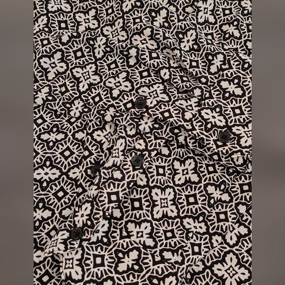 Banana Republic Black & White Button Down Shirt Blouse Top Sz medium - Picture 6 of 10